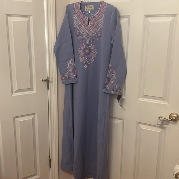 Beautiful Palestinian Jordanian thob - Picture 2 of 5